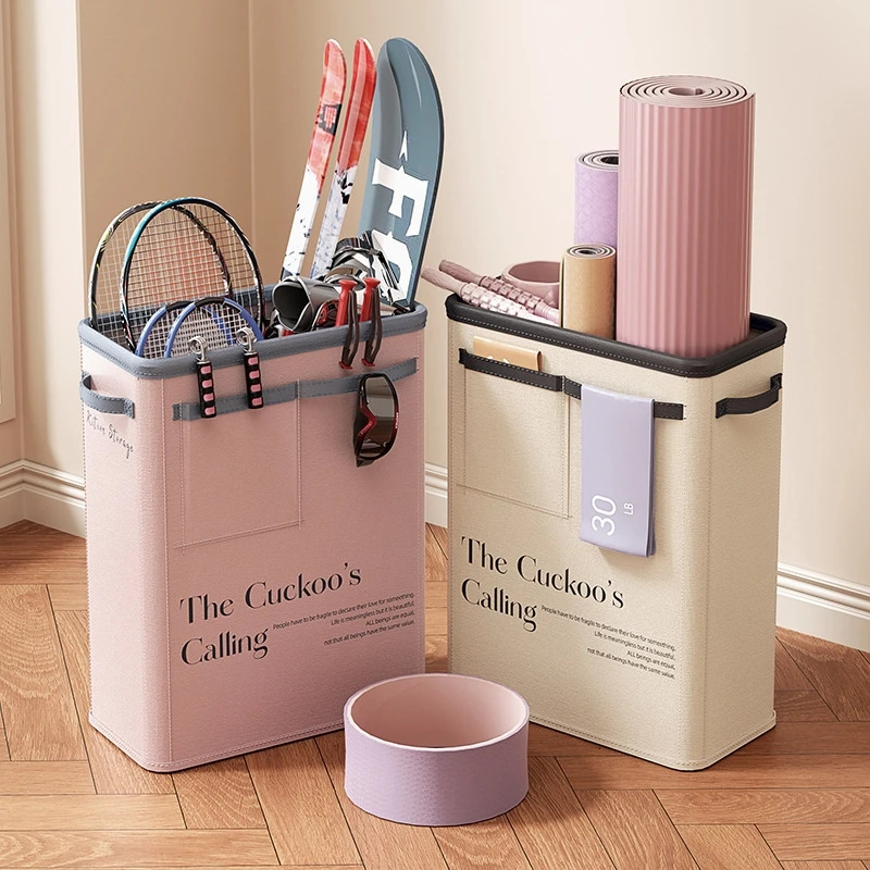 Home Gym Yoga Mat Storage - กล่องเก็บอุปกรณ์โยคะแบบพับได้ สำหรับเสื่อโยคะและอุปกรณ์ออกกำลังกาย ตะกร้าเก็บของสำหรับใช้ในบ้าน ยิม ห้องนั่งเล่น สตูดิโอ