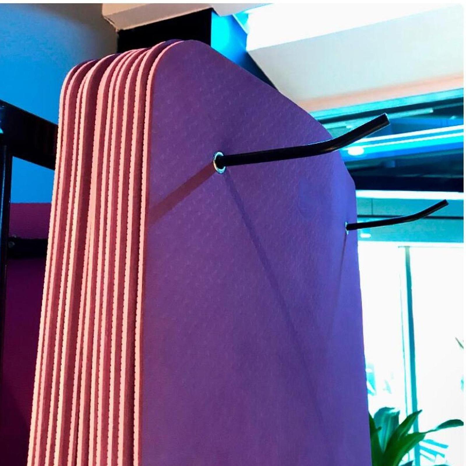 ที่แขวนเสื่อโยคะติดผนังอเนกประ - Home Gym Yoga Mat Storage บทวิจารณ์และราคา