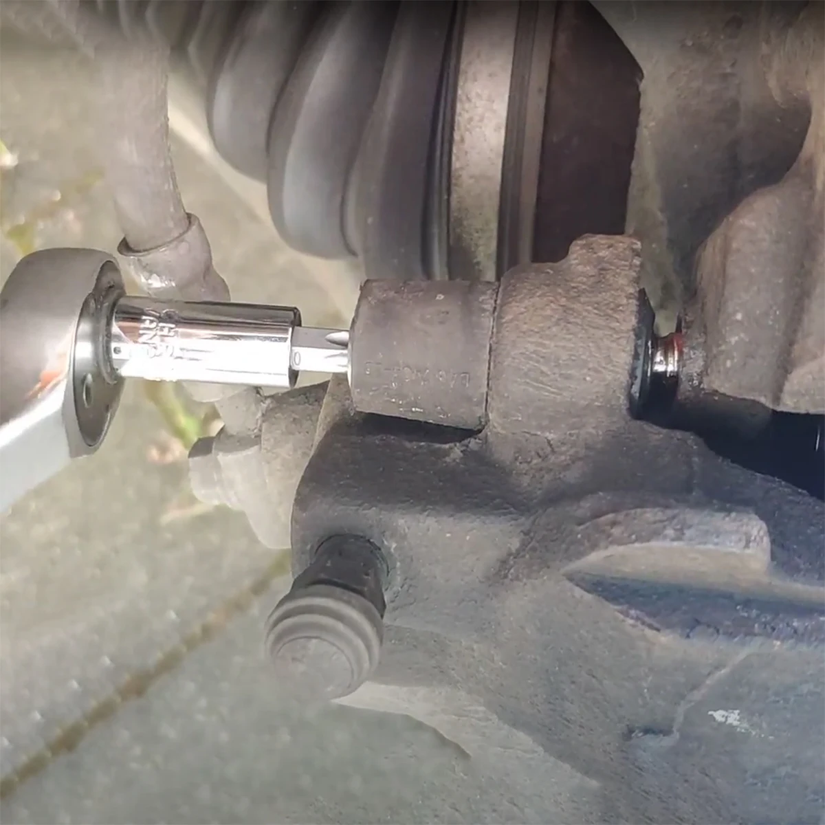 ชุดสลักเกลียว ตัวเลื่อนคาลิปเป - Gliding Disc Slider บทวิจารณ์และราคา